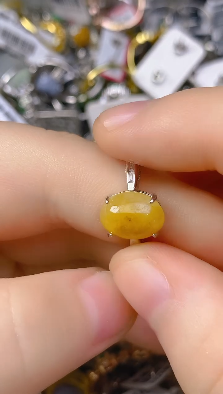 银S925镶嵌戒指翡翠百内无证书