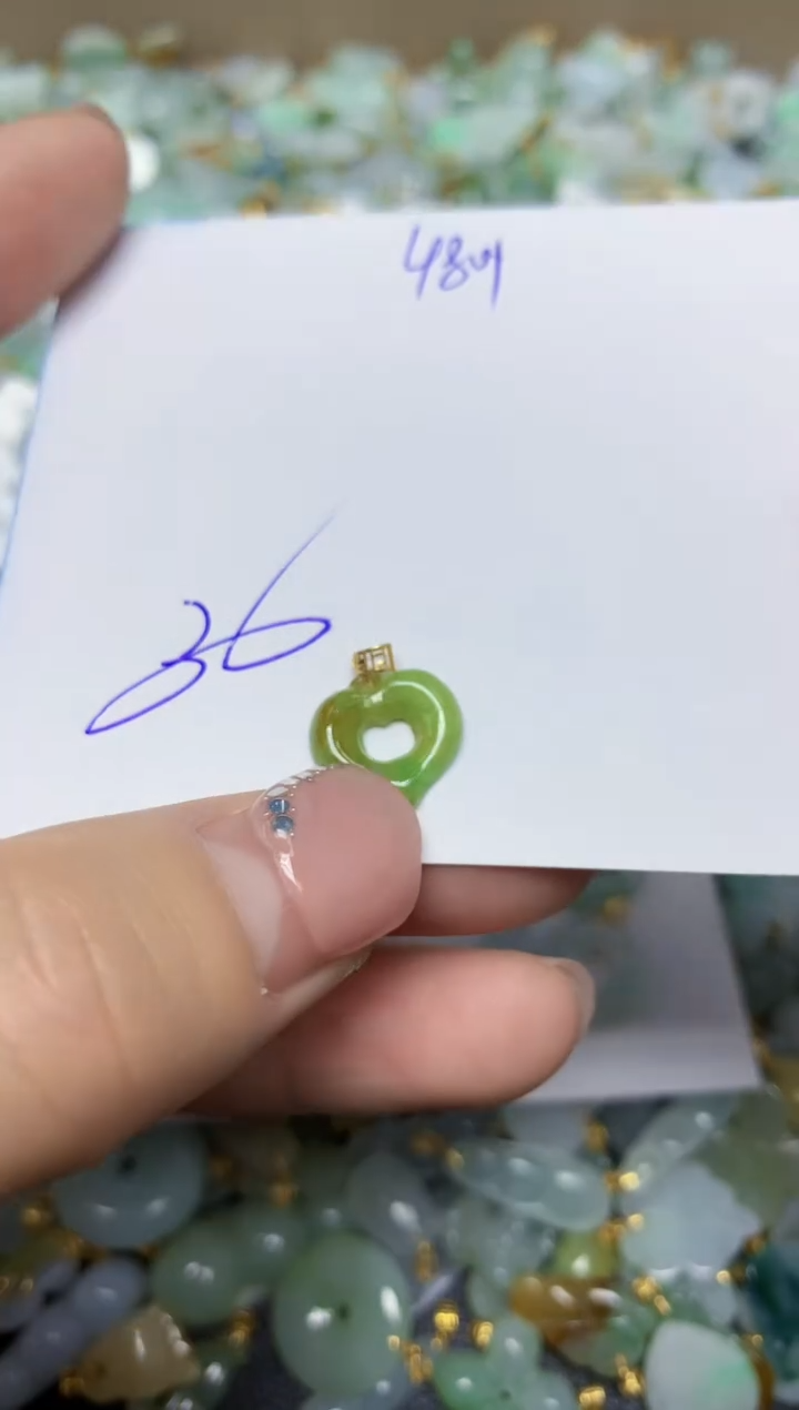 【闪购商品】翡翠挂件18K金镶嵌 天然翡翠A货