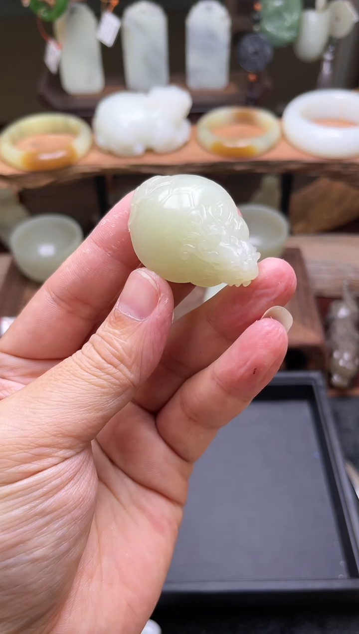 【闪购商品】和田玉手把未镶嵌且末金山矿龙龟9006651
