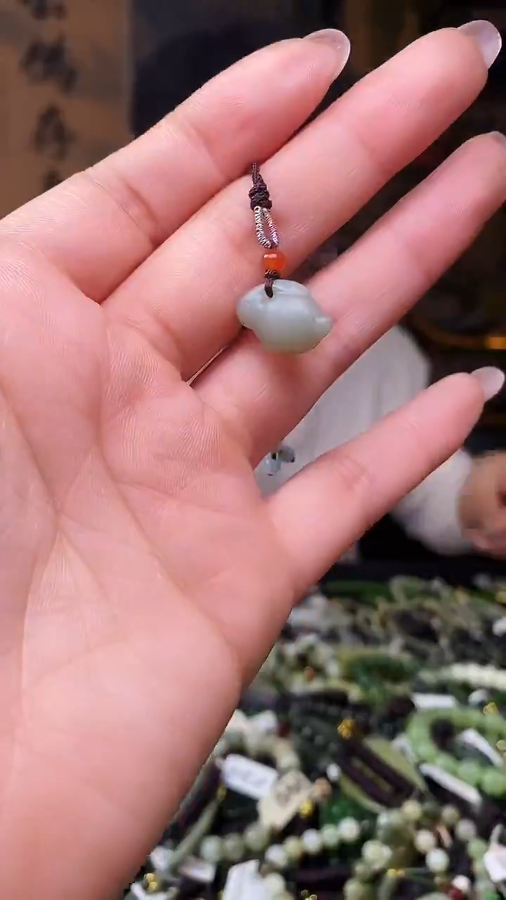 颈饰未镶嵌和田玉多样性发货，拍一发一