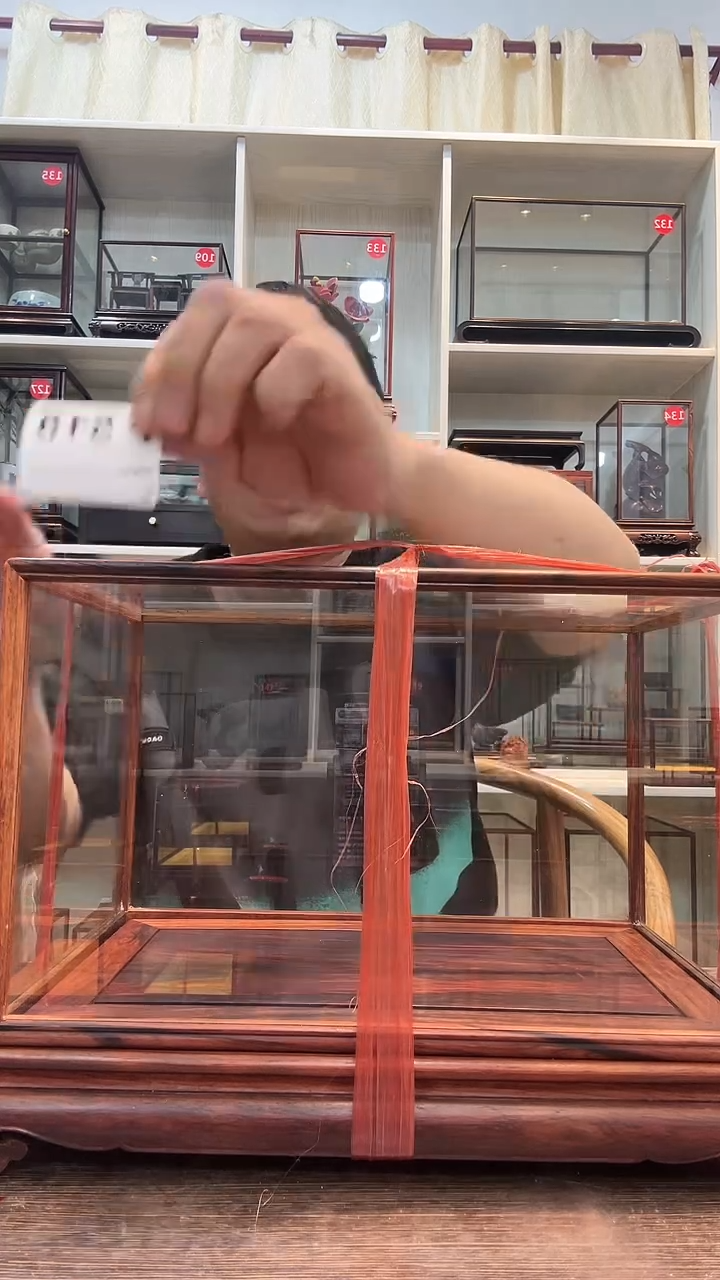 【闪购商品】红酸枝木类木艺玻璃罩518