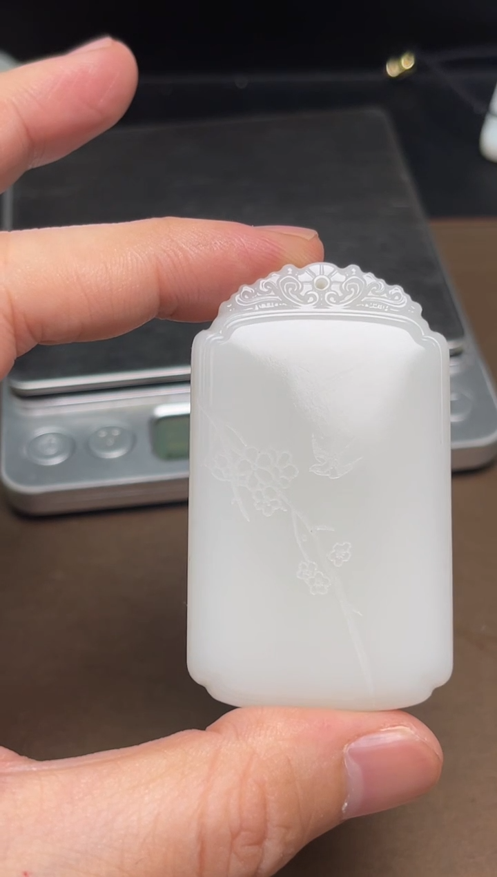 颈饰未镶嵌和田玉35 通