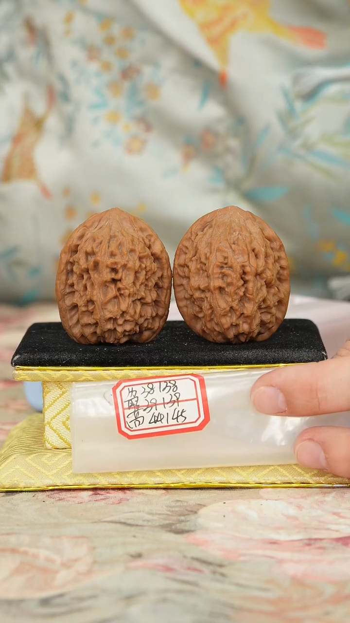 【闪购商品】文玩核桃把件非嫁接将军榜