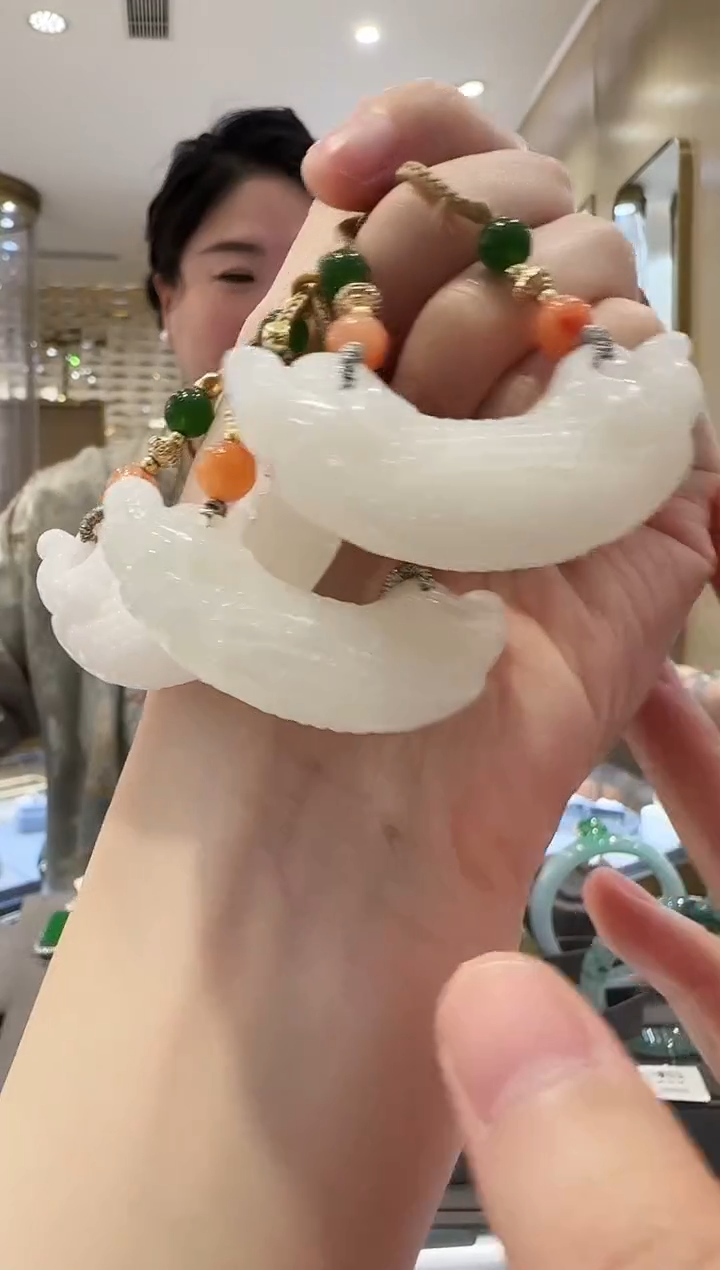 和田玉未镶嵌颈饰02多样发一