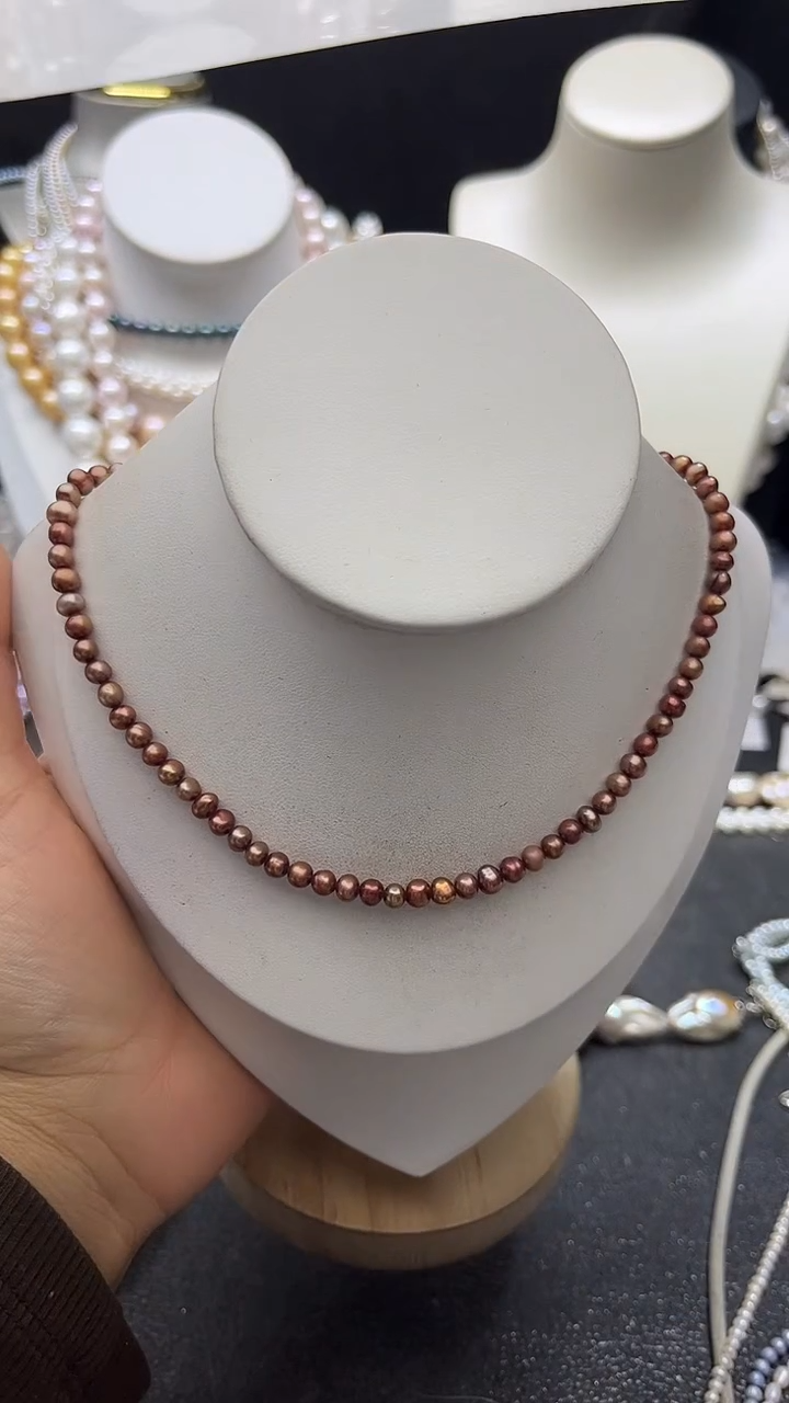 颈饰未镶嵌淡水珍珠多人