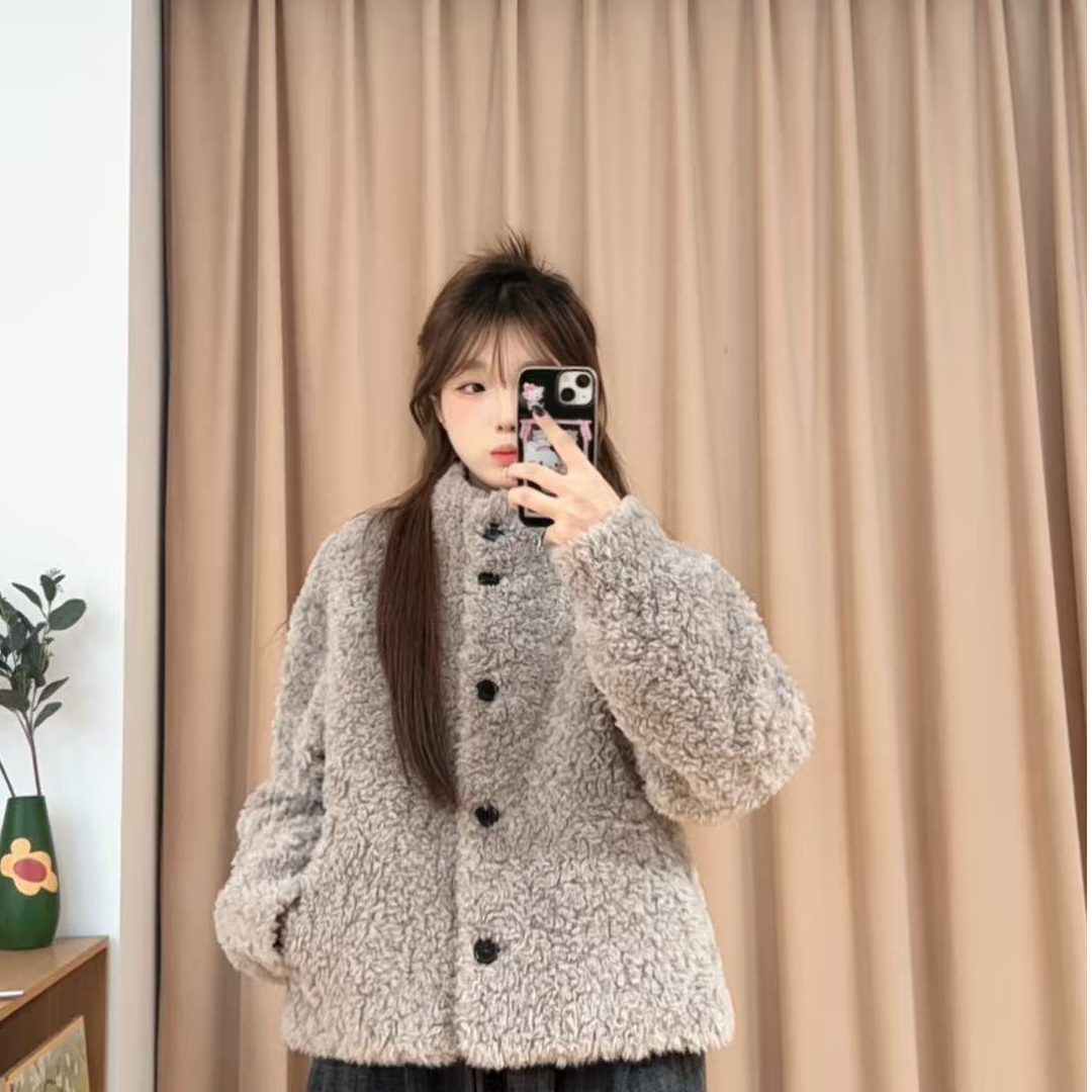 85869余小鱼 【降温信号】青灰色立领单排扣毛毛时尚外套秋冬女装