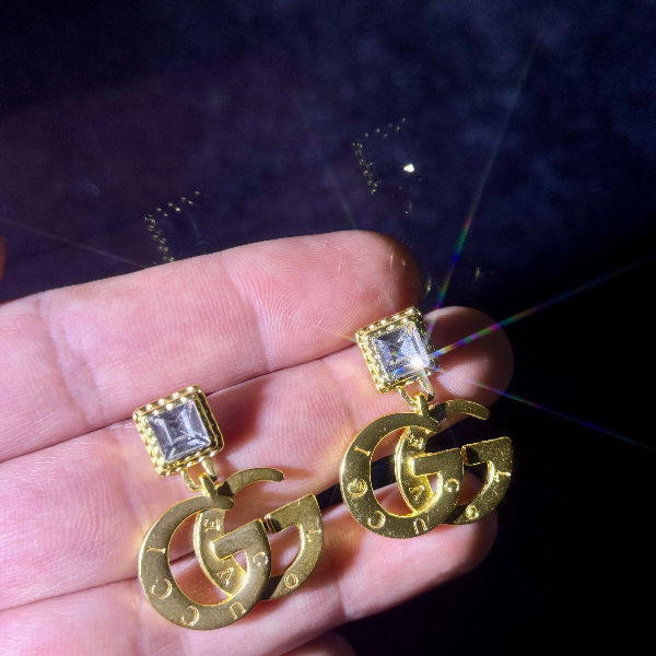 铜合金耳饰 非金属时尚耳钉法式轻奢简约耳饰L018