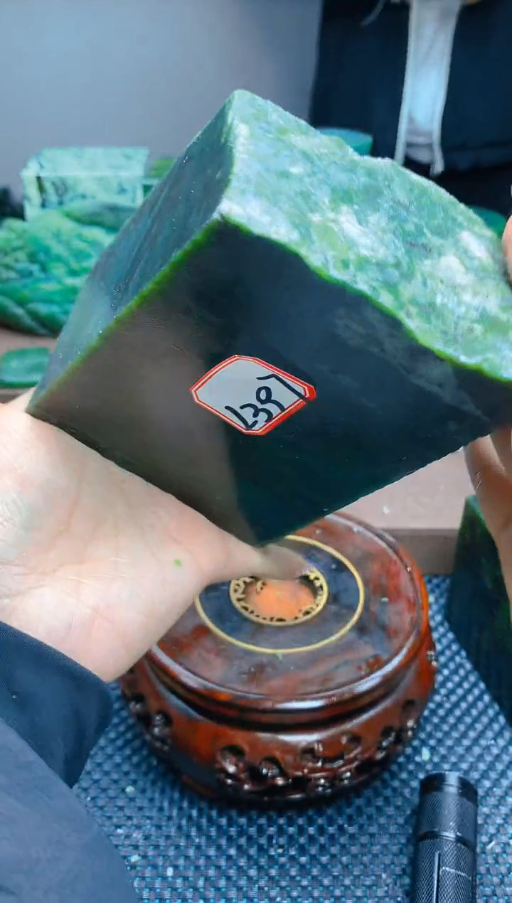 【闪购商品】和田玉（碧玉）珠宝半成品未镶嵌1