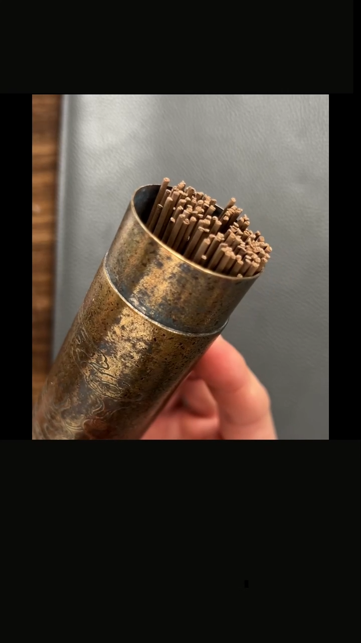 Y****318年制香港+富森红土沉香线香50克