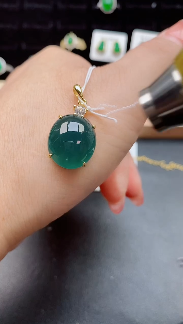 【闪购商品】翡翠颈饰银S925镶嵌12112