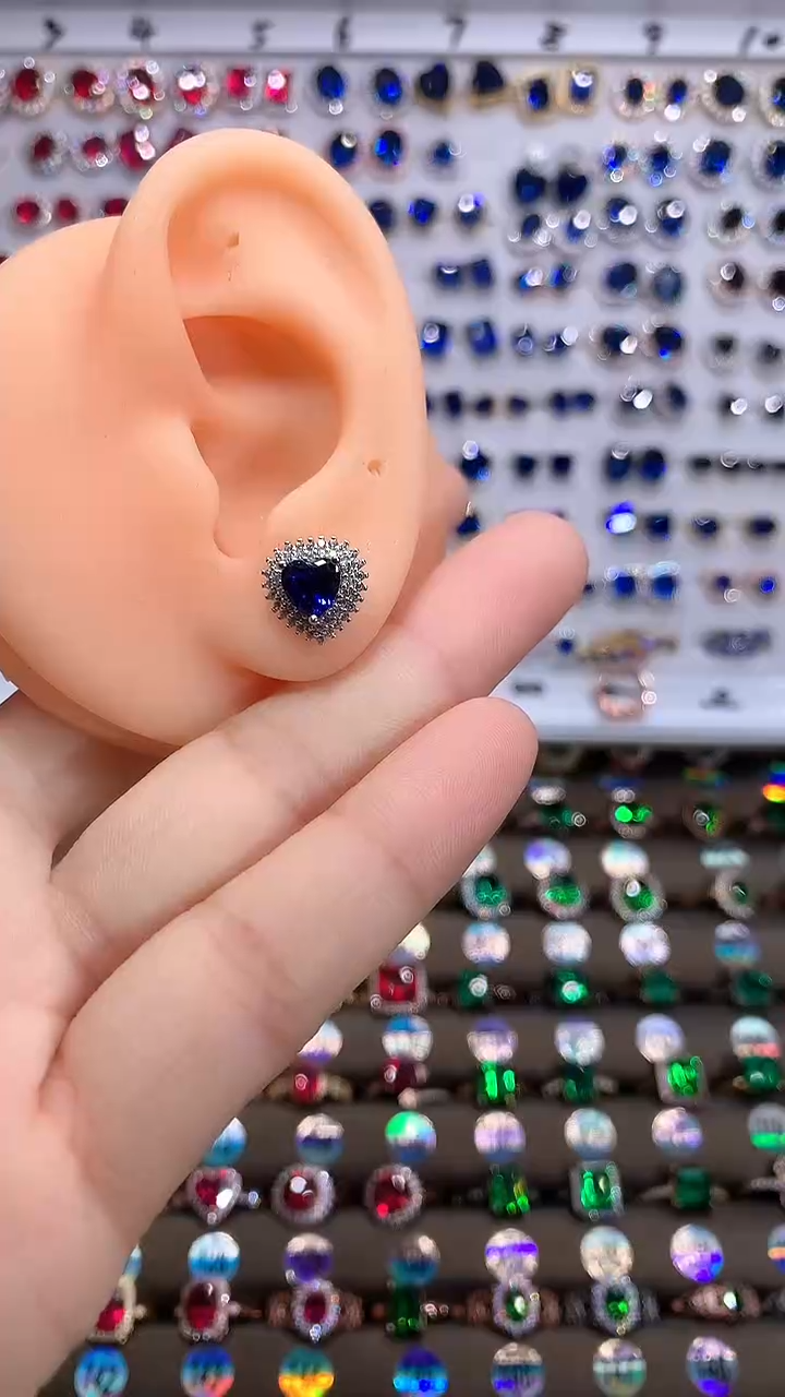 【闪购商品】蓝宝石耳饰银S925镶嵌银色6