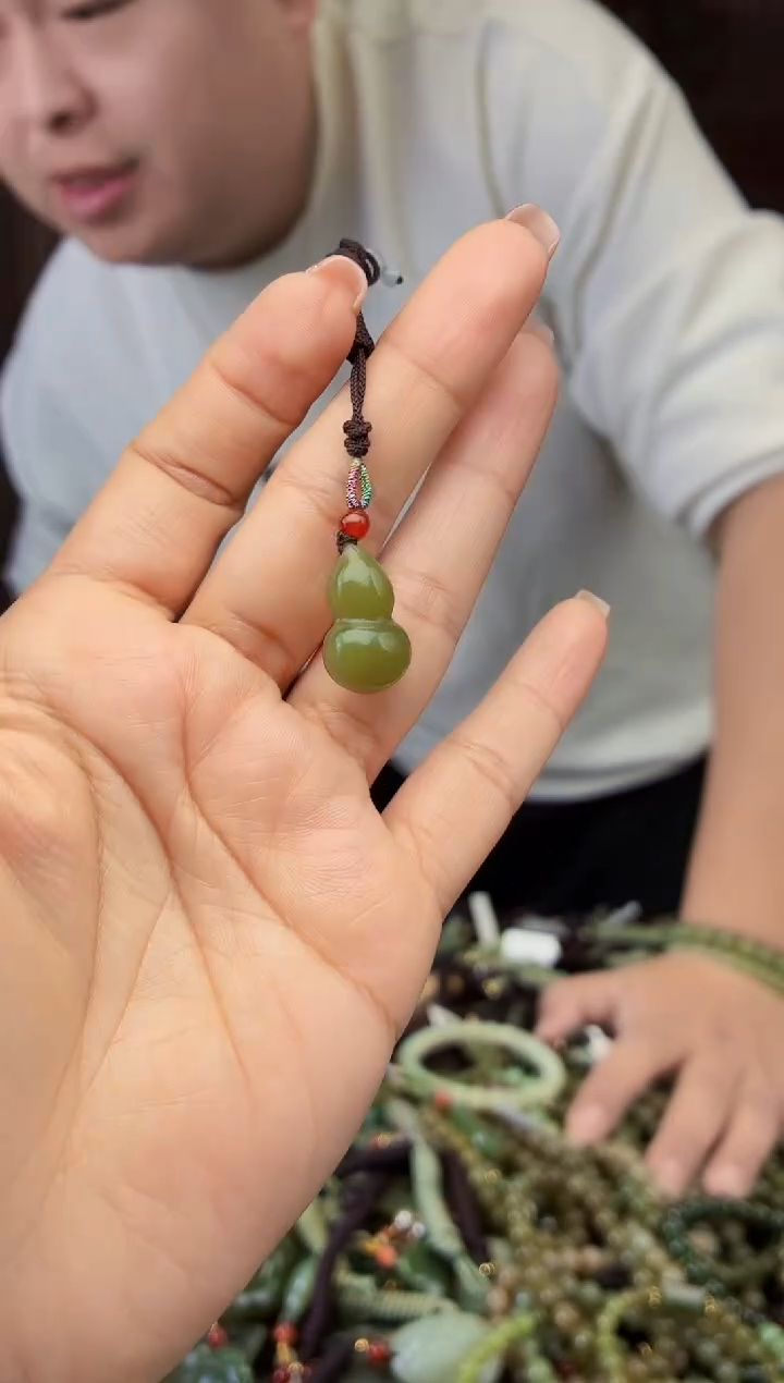颈饰未镶嵌和田玉多样性发货拍一发一