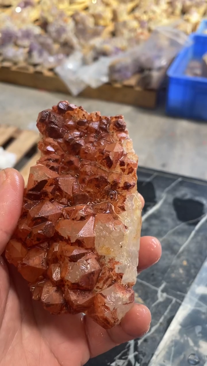 【闪购商品】水晶原石未镶嵌天然红超七水晶原石摆件