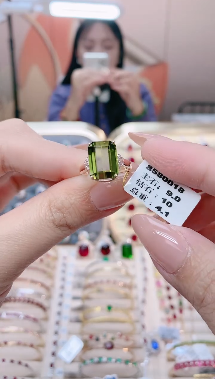 【闪购商品】碧玺18K金戒指18K金镶嵌1