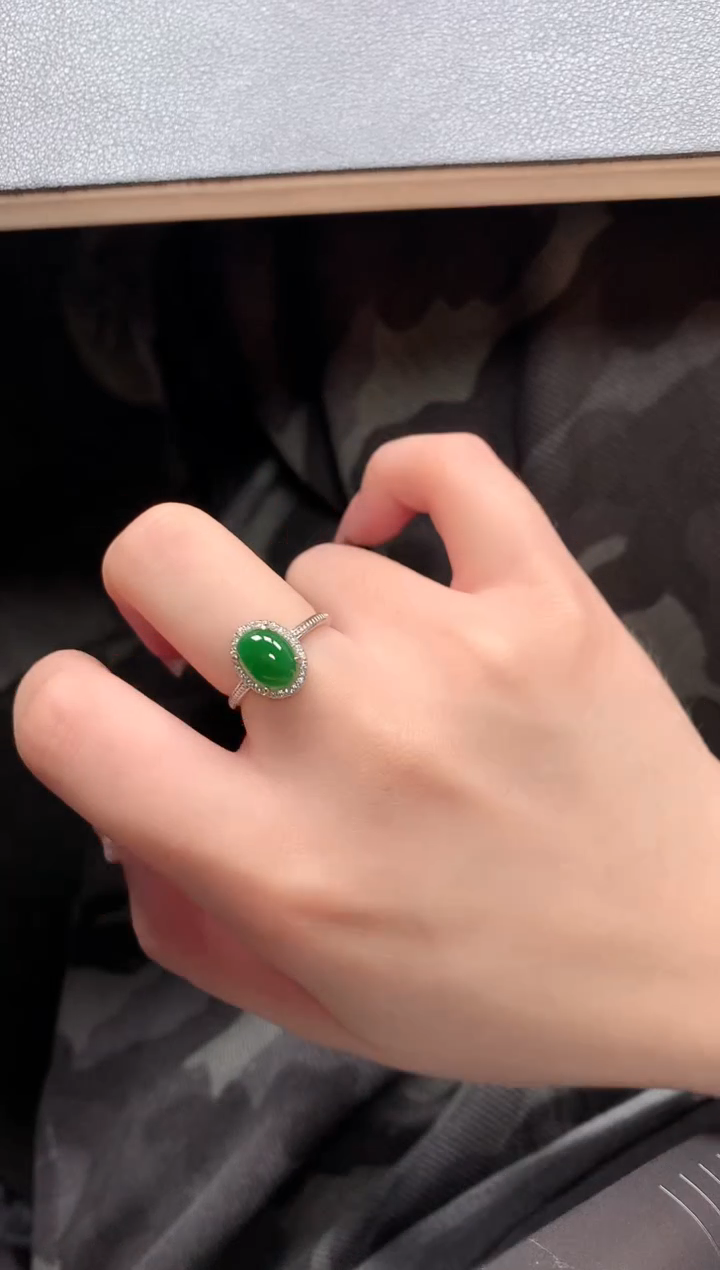 【闪购商品】翡翠戒指银S925镶嵌834512