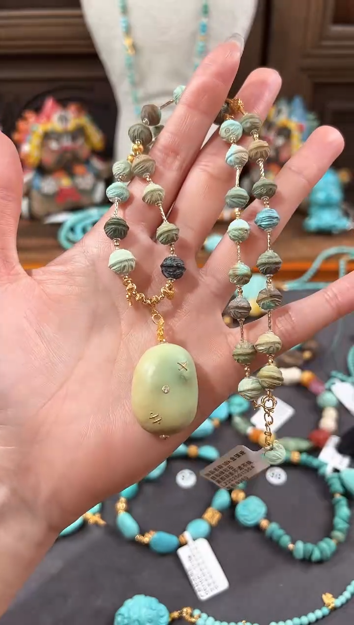 【闪购商品】绿松石颈饰18K金镶嵌绿松石项链