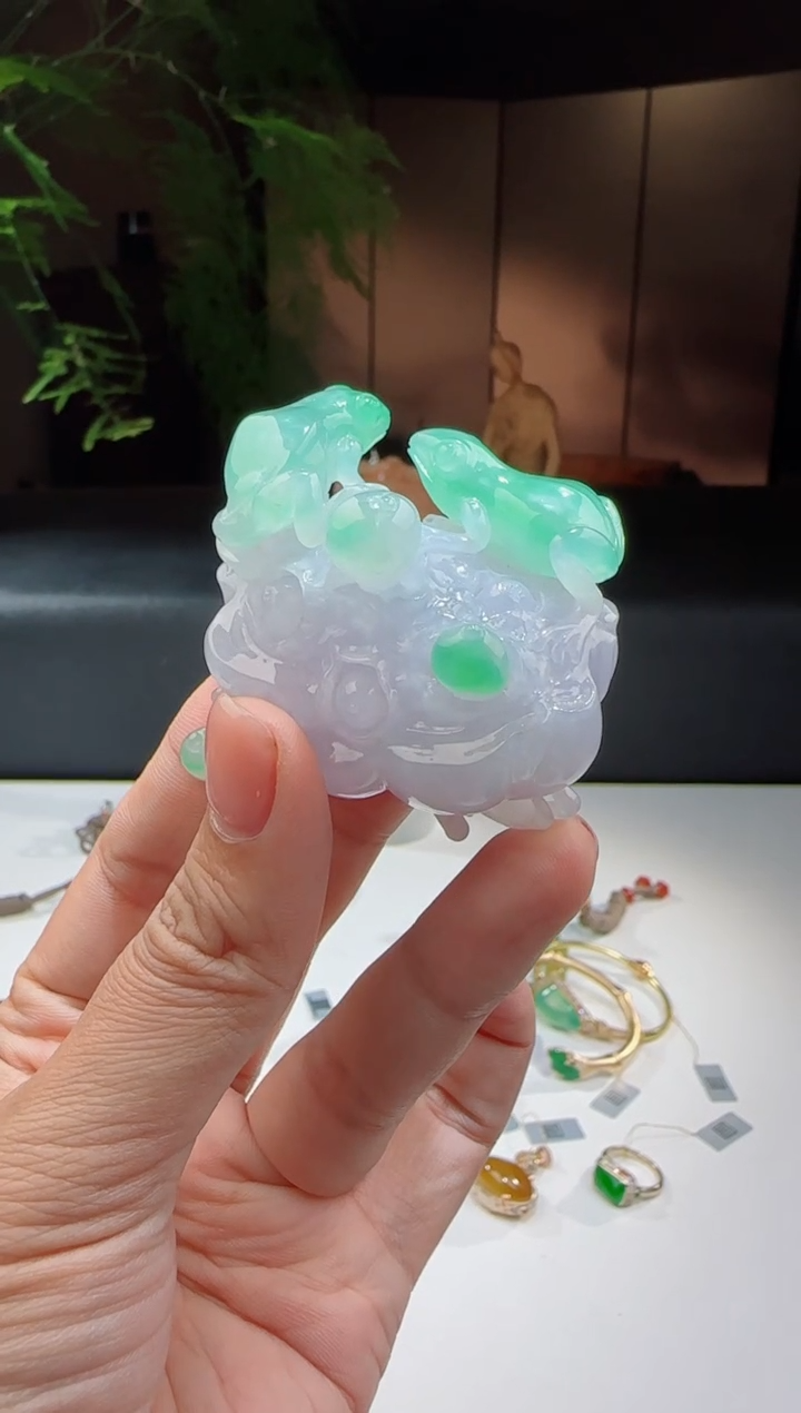 未镶嵌摆件翡翠洋 莲蓬摆件