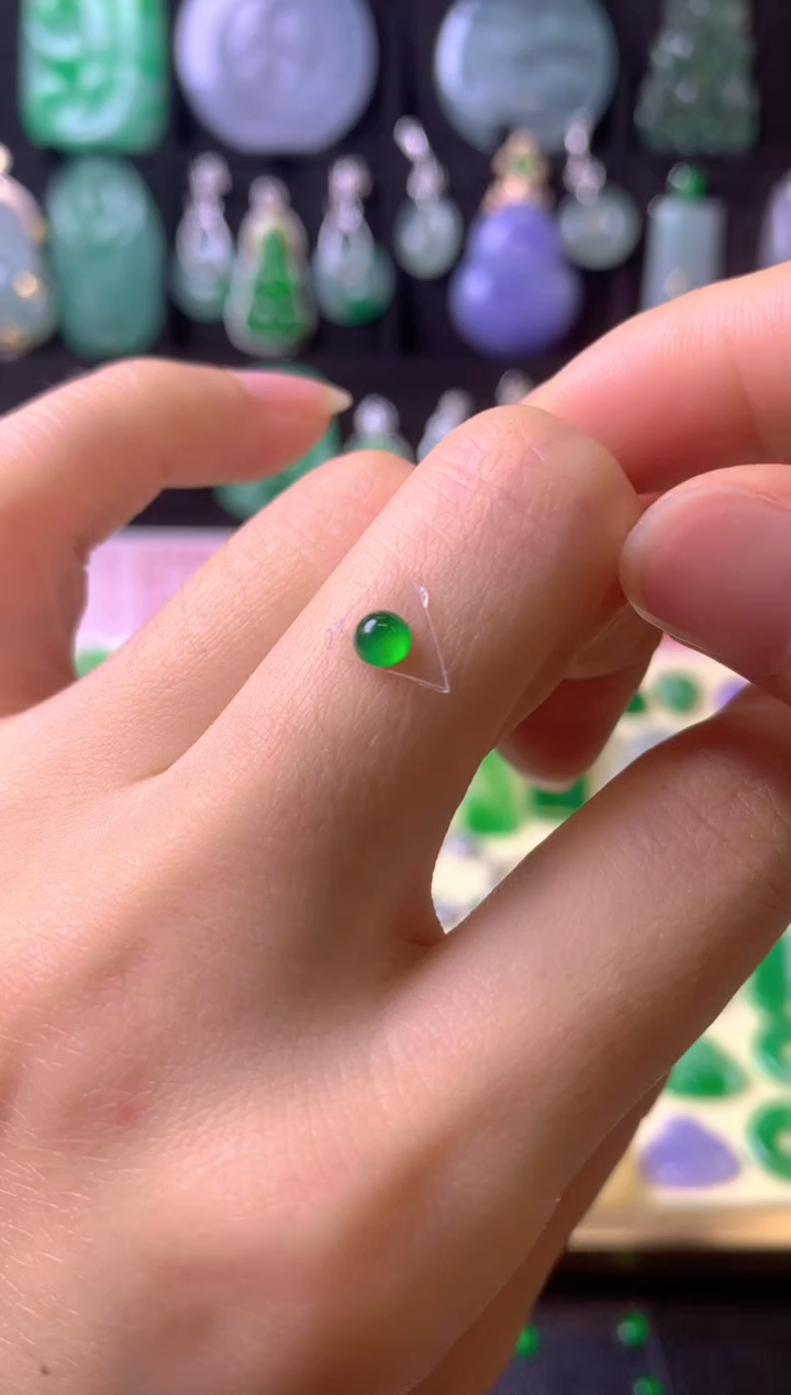 定制翡翠未镶嵌1裸玉（客户意向镶嵌）