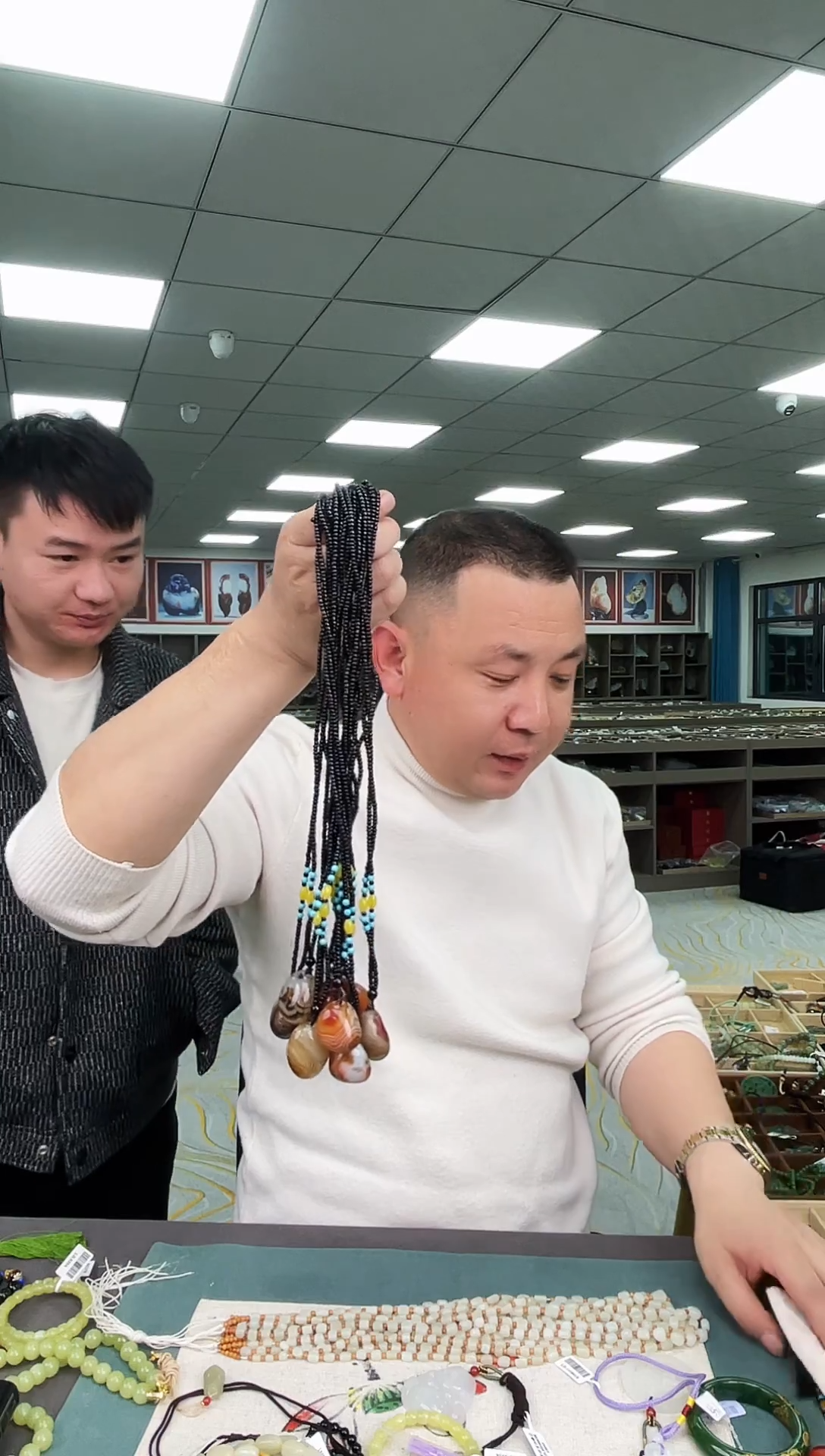 未镶嵌笔搁玛瑙/玉髓101多样性发其一