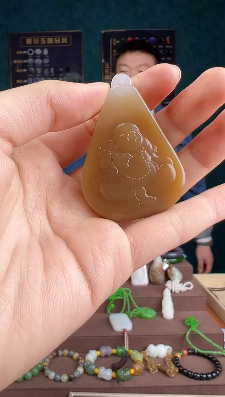 【闪购商品】和田玉颈饰未镶嵌 多样性发货 拍一单发一个