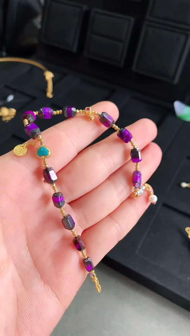 【闪购商品】苏纪石（舒俱来）118K金镶嵌手链