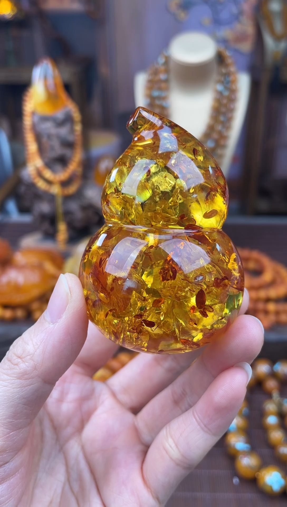 裸石琥珀未镶嵌九**狐多样性发货1，假一赔4