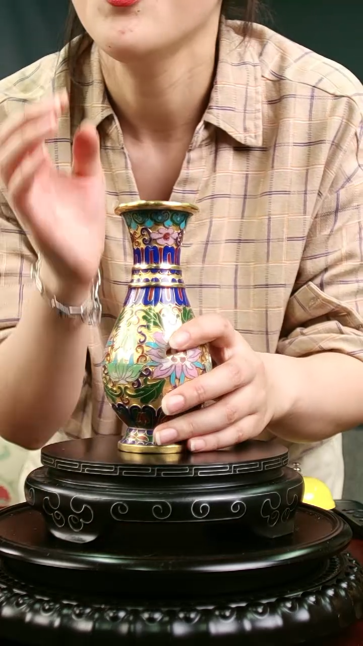 非遗 景泰蓝金地赏瓶 带回流证书 16cm