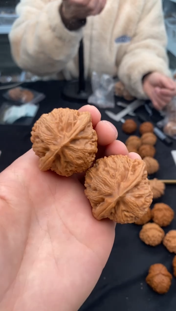 【闪购商品】文玩核桃把件宫灯38-t899