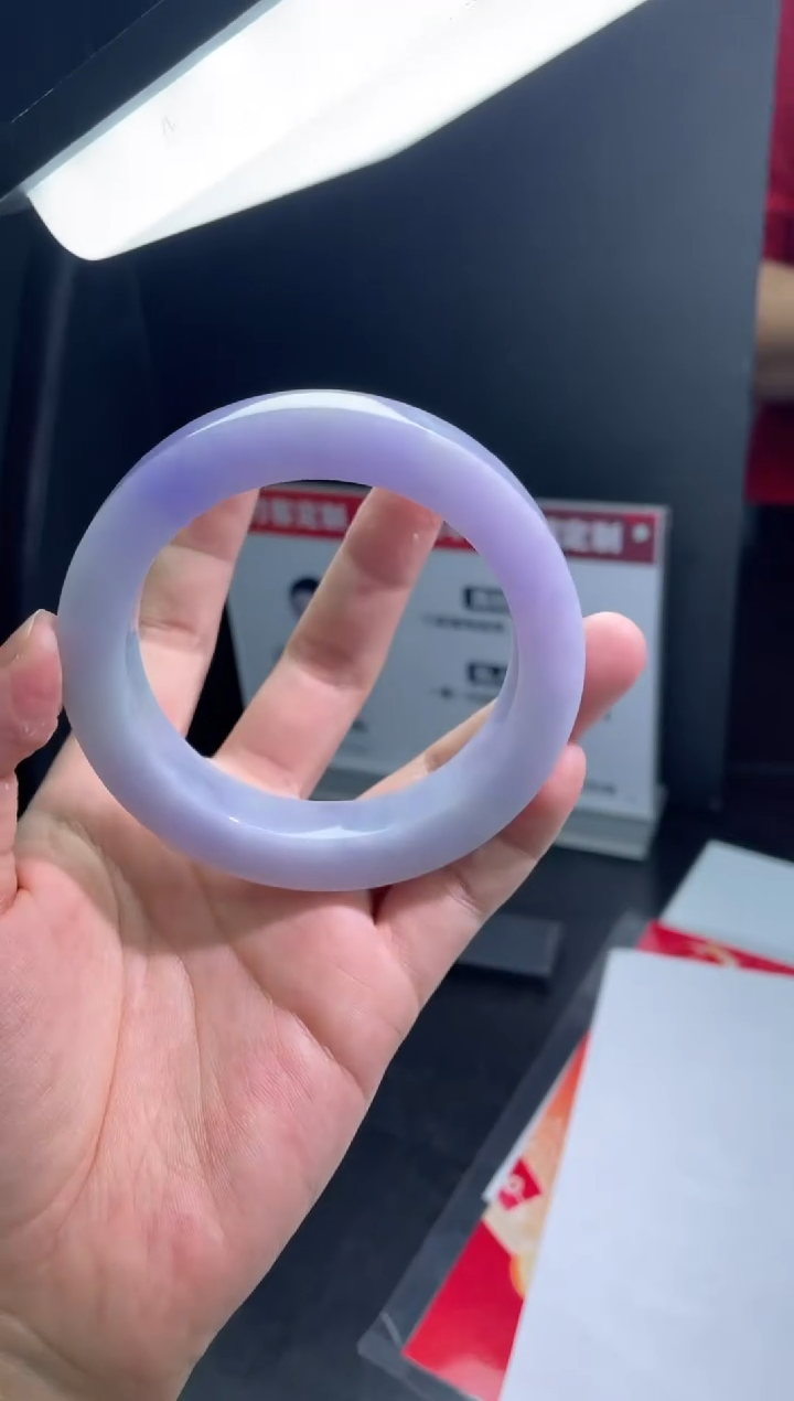 【闪购商品】定制翡翠手镯未镶嵌手镯DDH/发一件