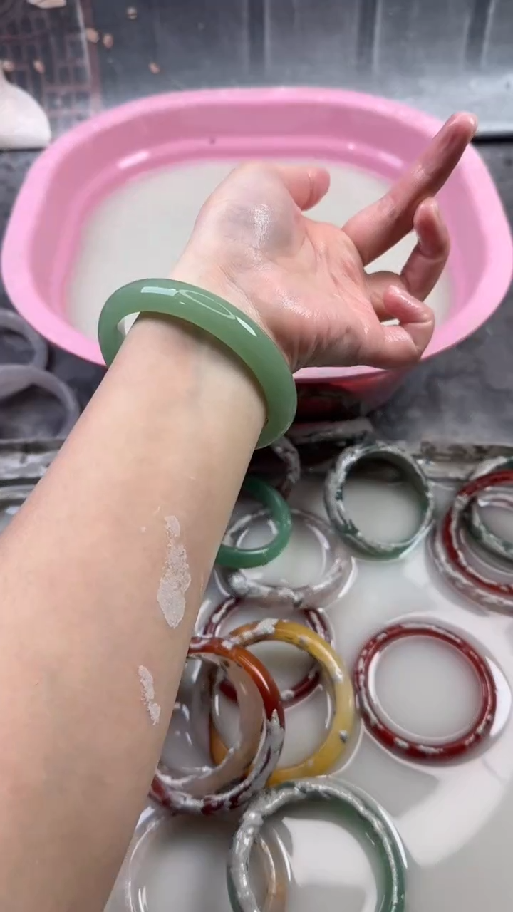 【闪购商品】石英质玉手镯未镶嵌178 6667