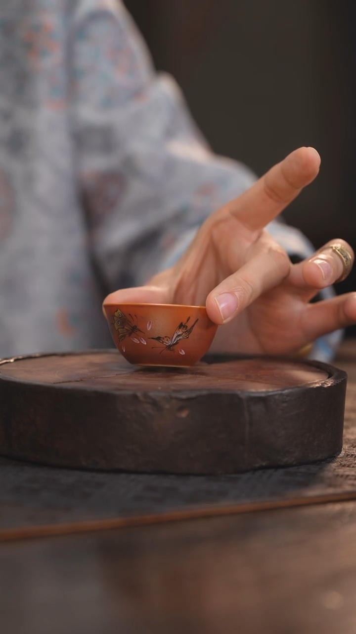 【闪购商品】杯114柴房陶瓷丨金红蝴蝶单杯