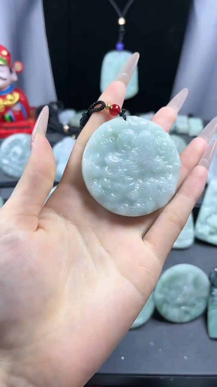 【闪购商品】翡翠颈饰未镶嵌双面雕凤凰