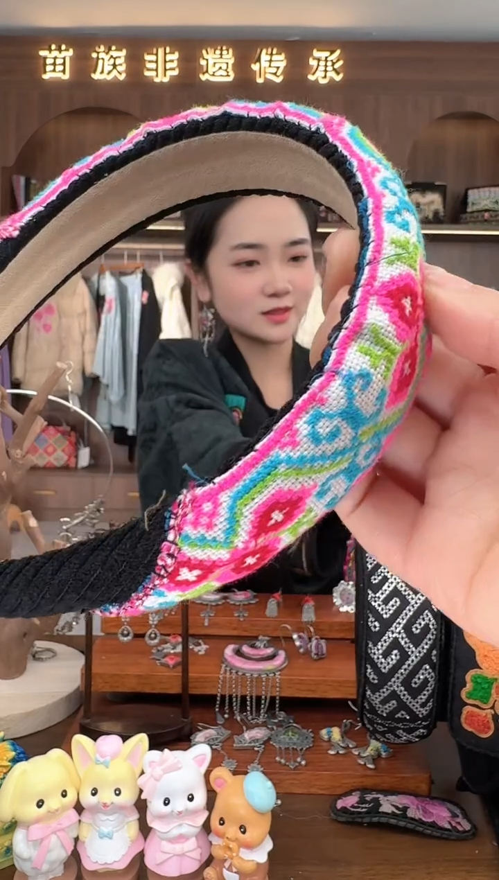 【闪购商品】织绣A扶光苗绣传承30