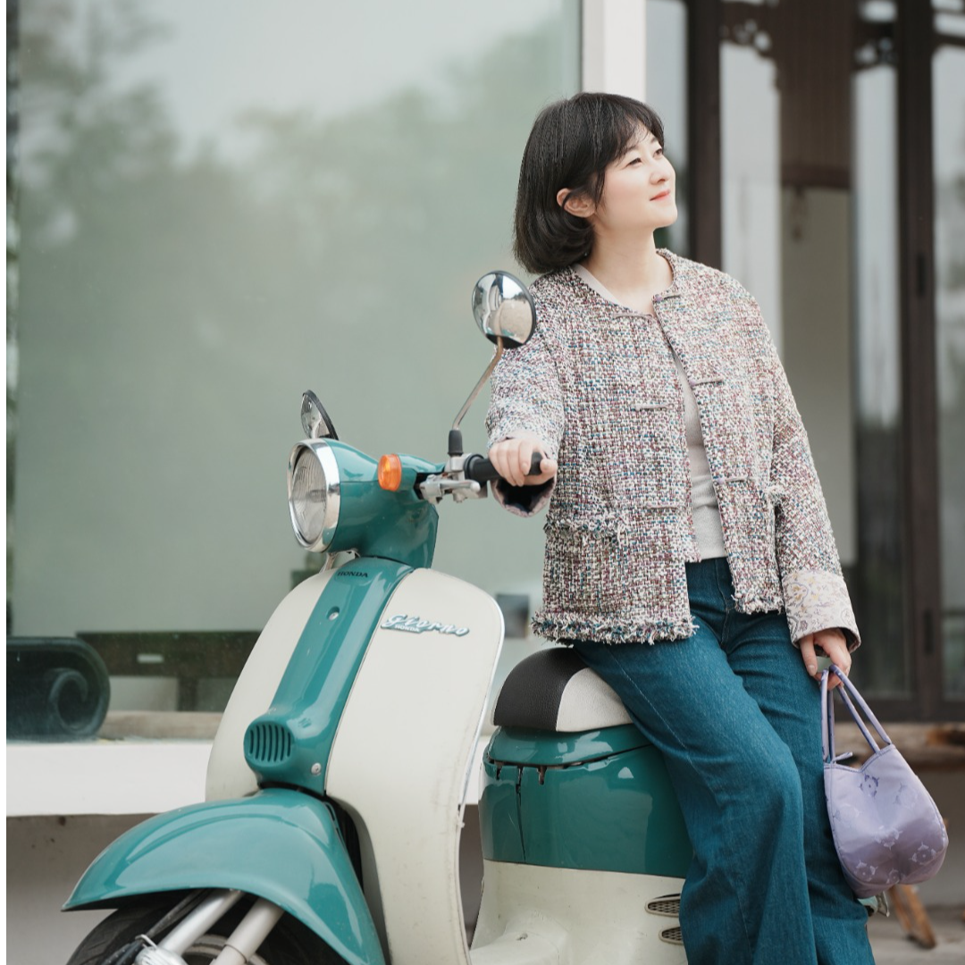 爱新觉罗 | 国人自己的小香风宋锦袖口对襟圆领长袖外衣