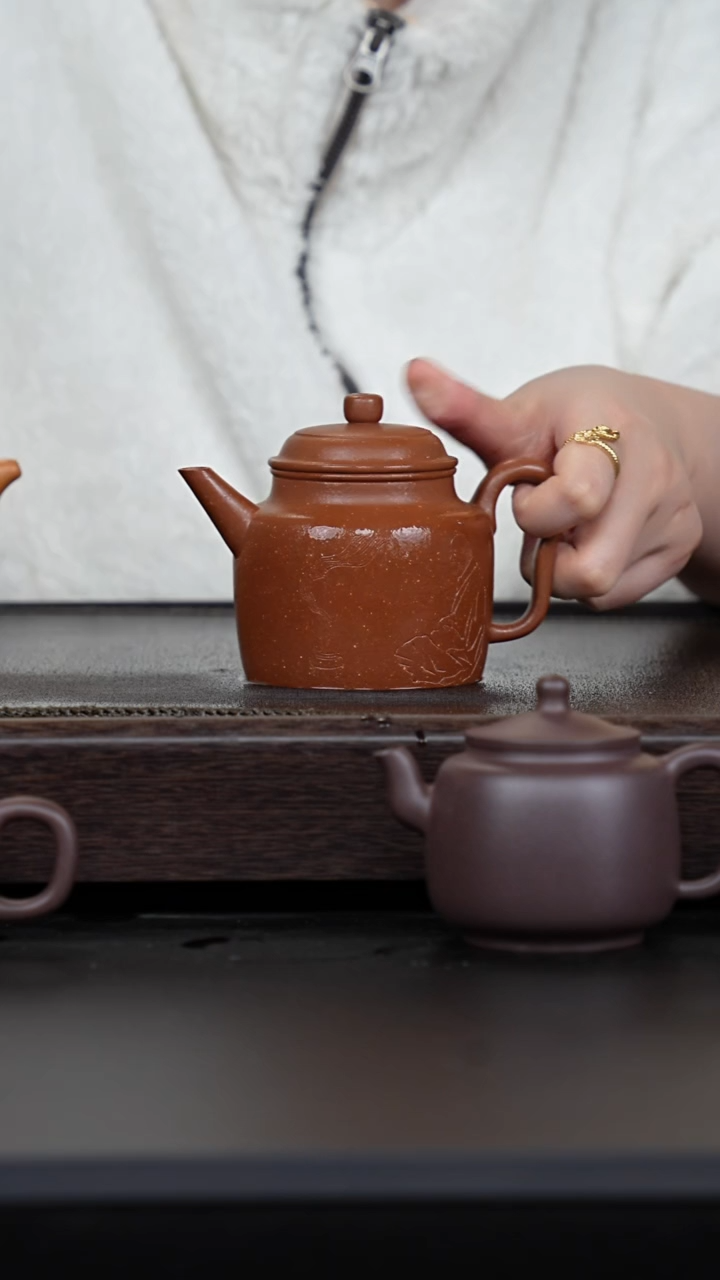 【闪购商品】紫砂茶壶红降坡高剑流德钟