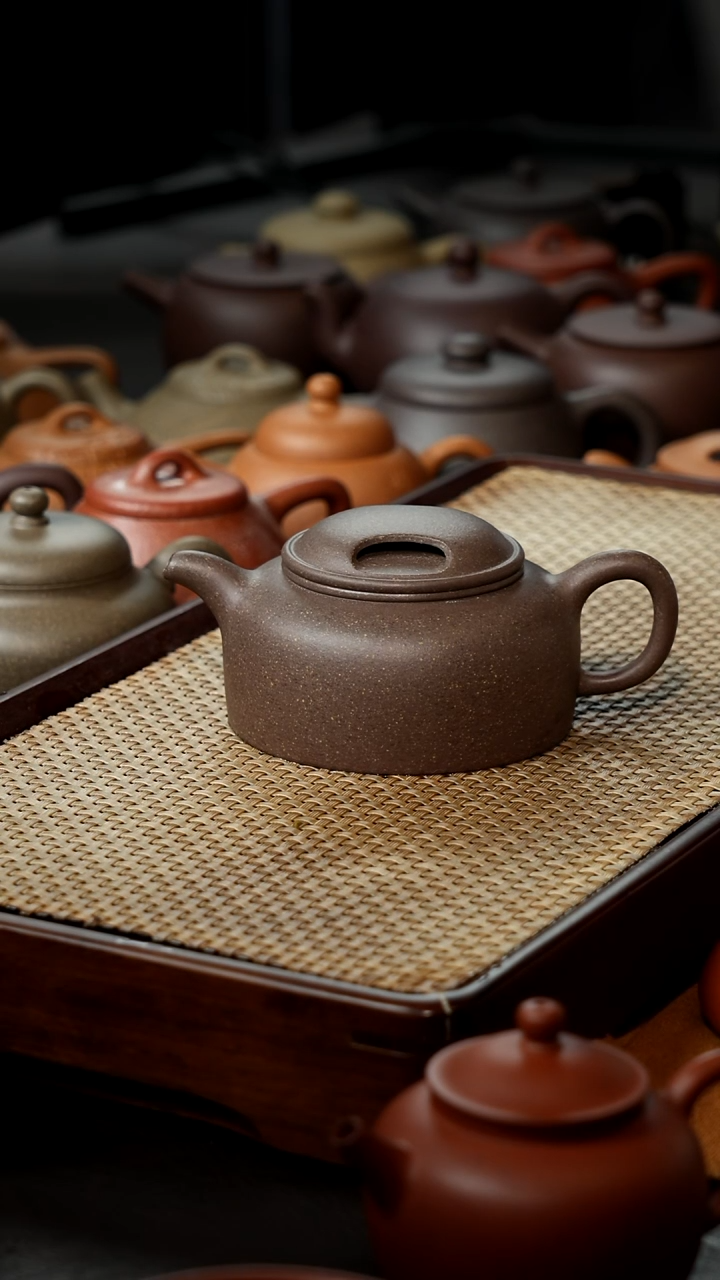 【闪购商品】紫砂茶壶牛盖莲子青花段紫砂壶