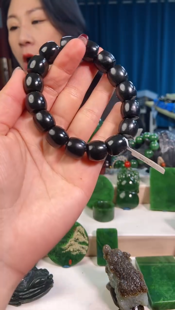 【闪购商品】和田玉挂件未镶嵌1