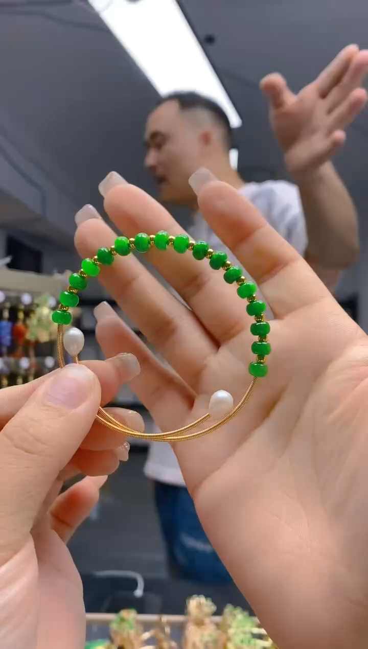 【闪购商品】翡翠耳饰合金416翡翠手镯