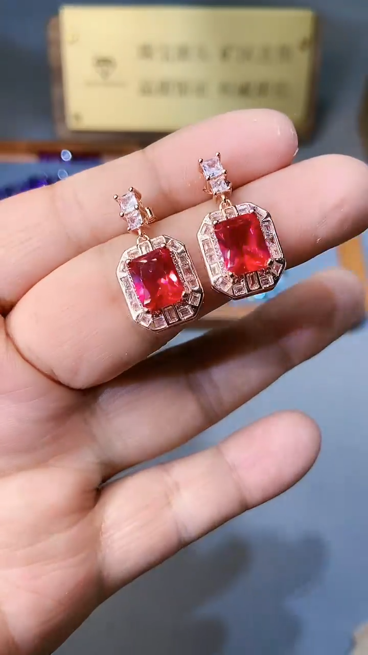 【闪购商品】红宝石耳饰银S925镶嵌354