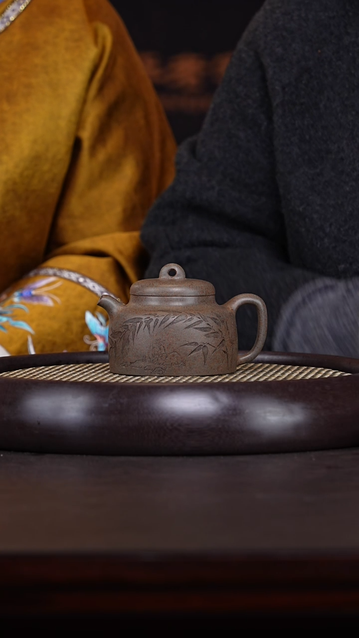 【闪购商品】紫砂茶壶夏文芸29-18 青麻子德钟240c