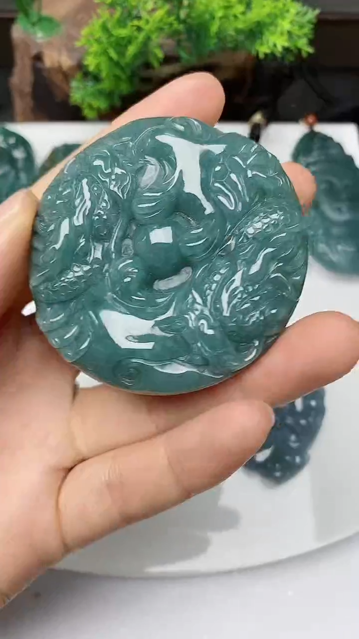 【闪购商品】翡翠颈饰未镶嵌