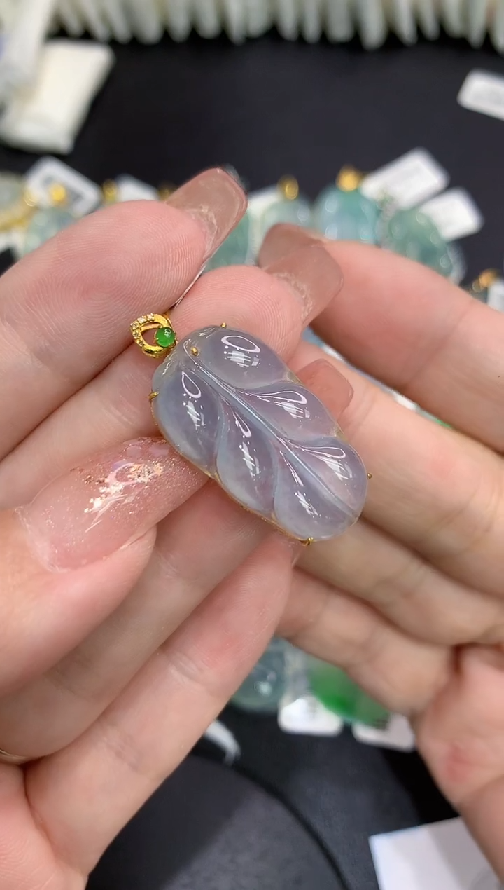 吊坠(不含链)18K金镶嵌翡翠111