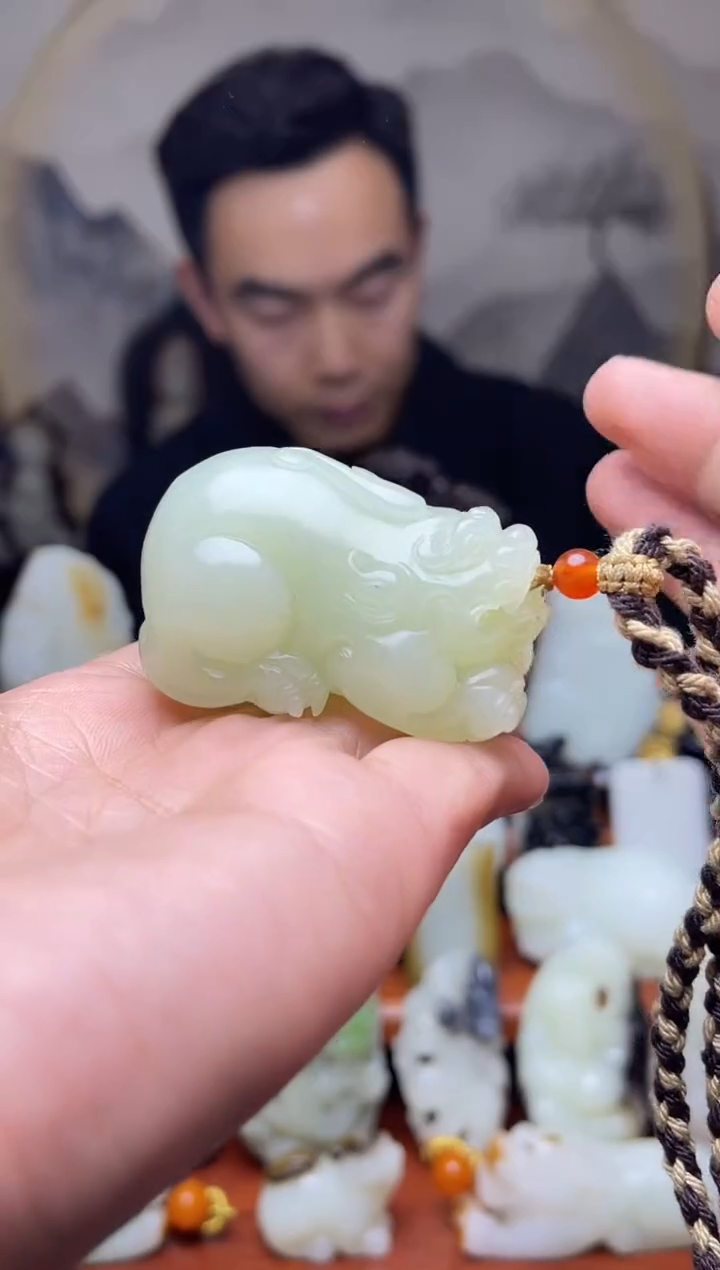 【闪购商品】和田玉吊坠未镶嵌95