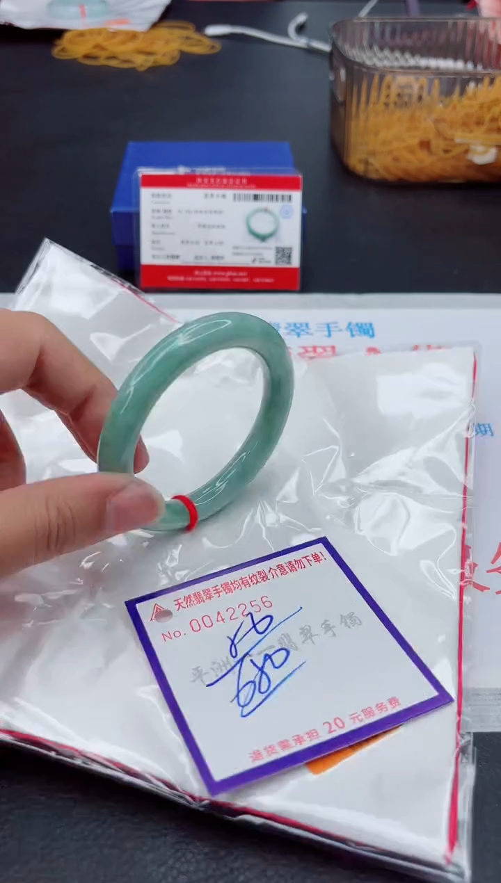 翡翠手镯未镶嵌111111111111