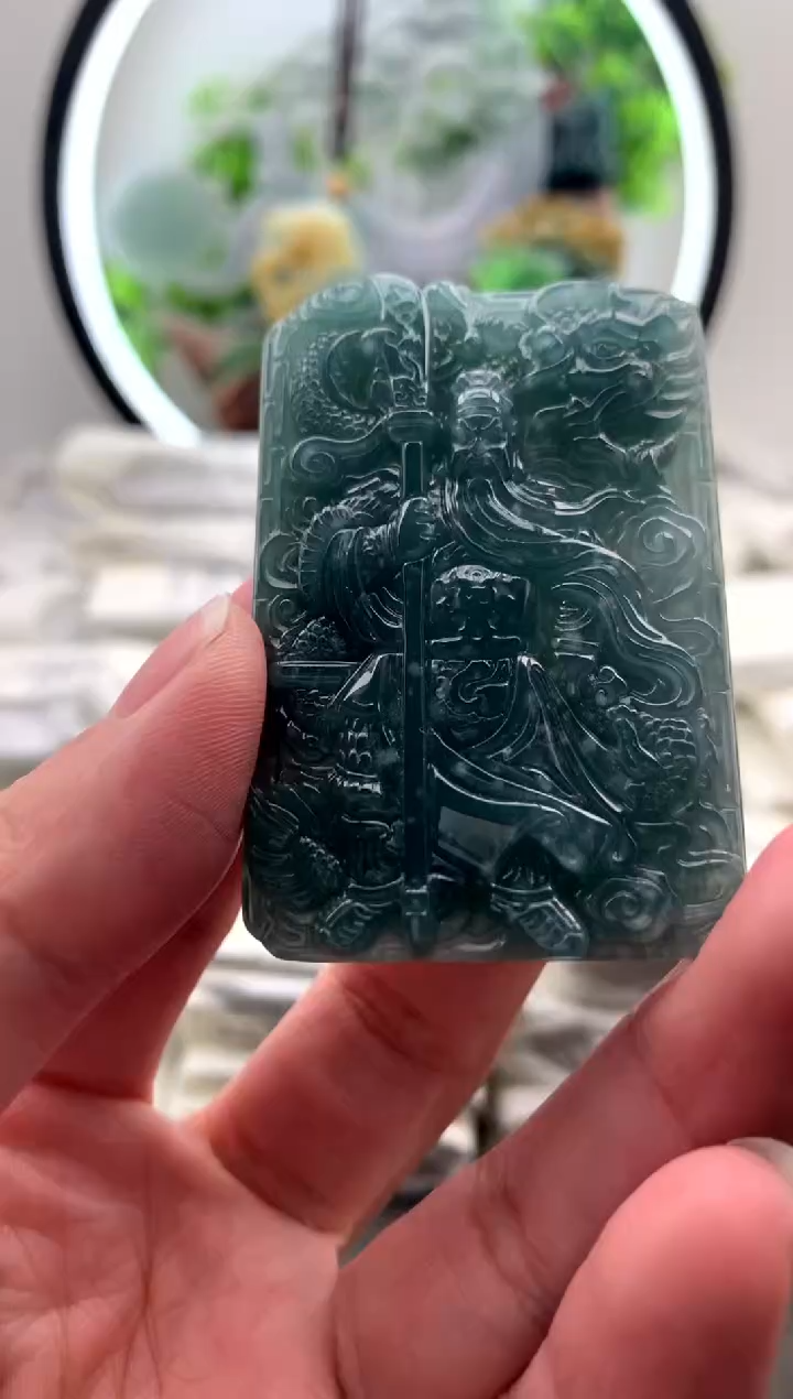 【闪购商品】翡翠颈饰未镶嵌关公