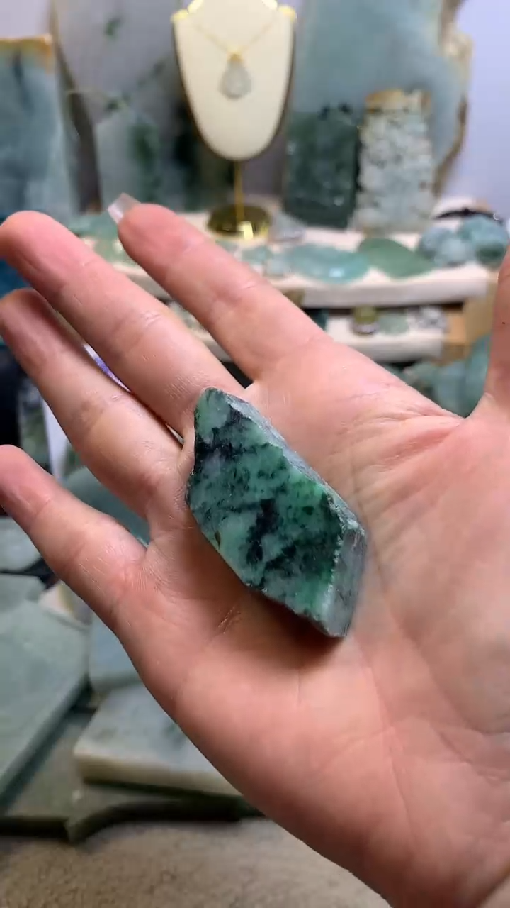 【闪购商品】翡翠挂件未镶嵌缅甸A货翡翠，没有运费险