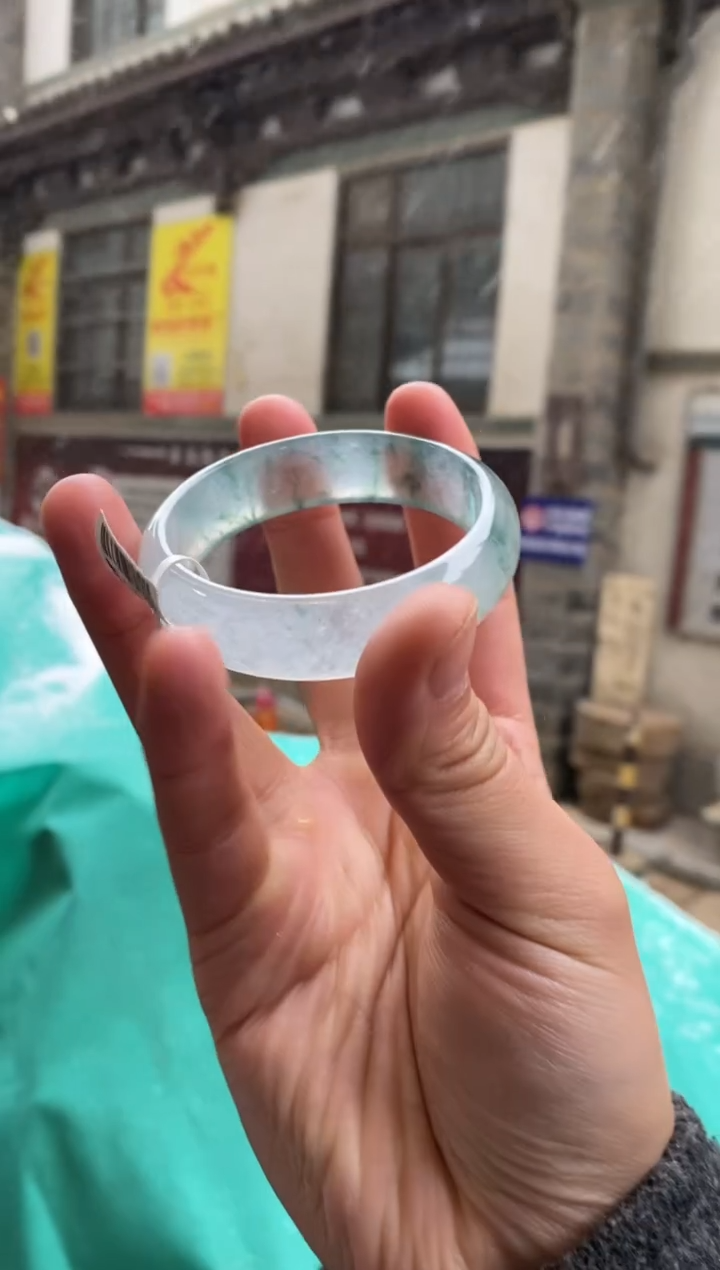 【闪购商品】翡翠手镯未镶嵌54圈