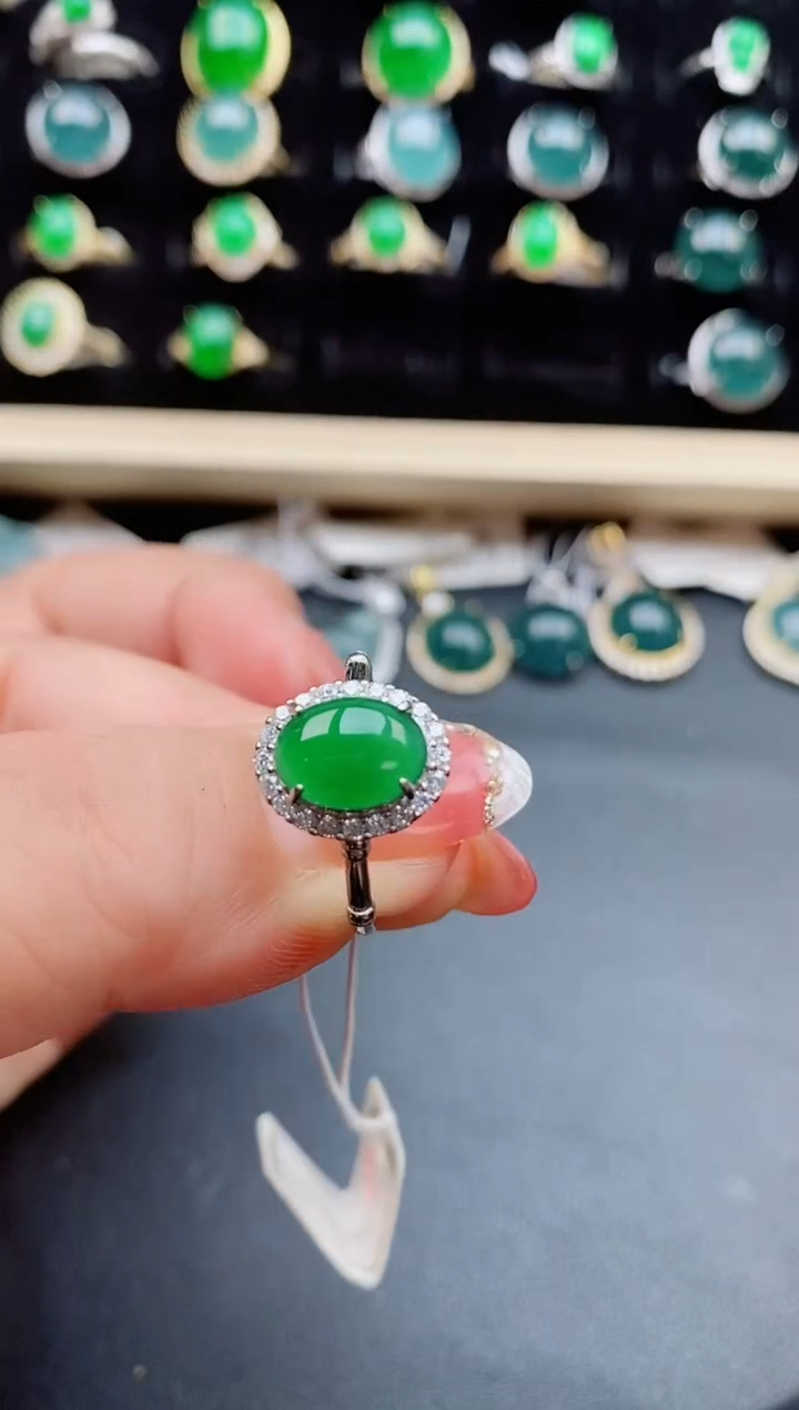 【闪购商品】翡翠戒指银S925镶嵌85050
