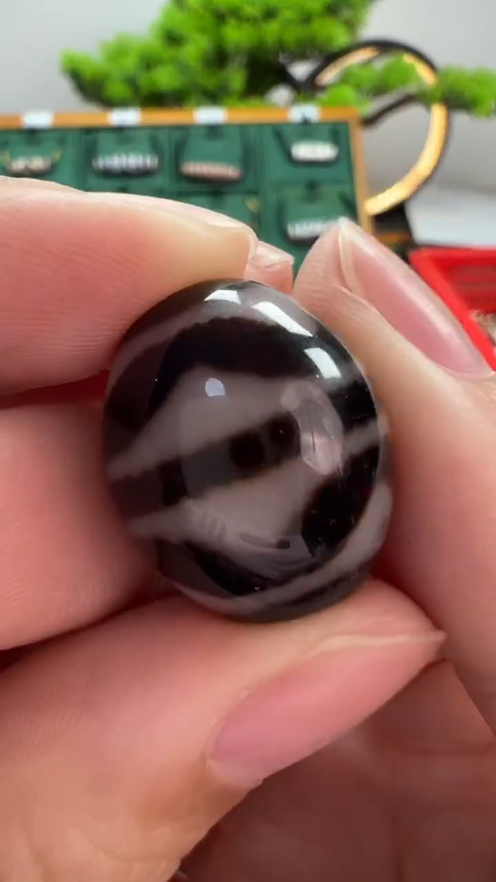 玛瑙/玉髓（覆膜）颈饰未镶嵌58.（微瑕随机发货）