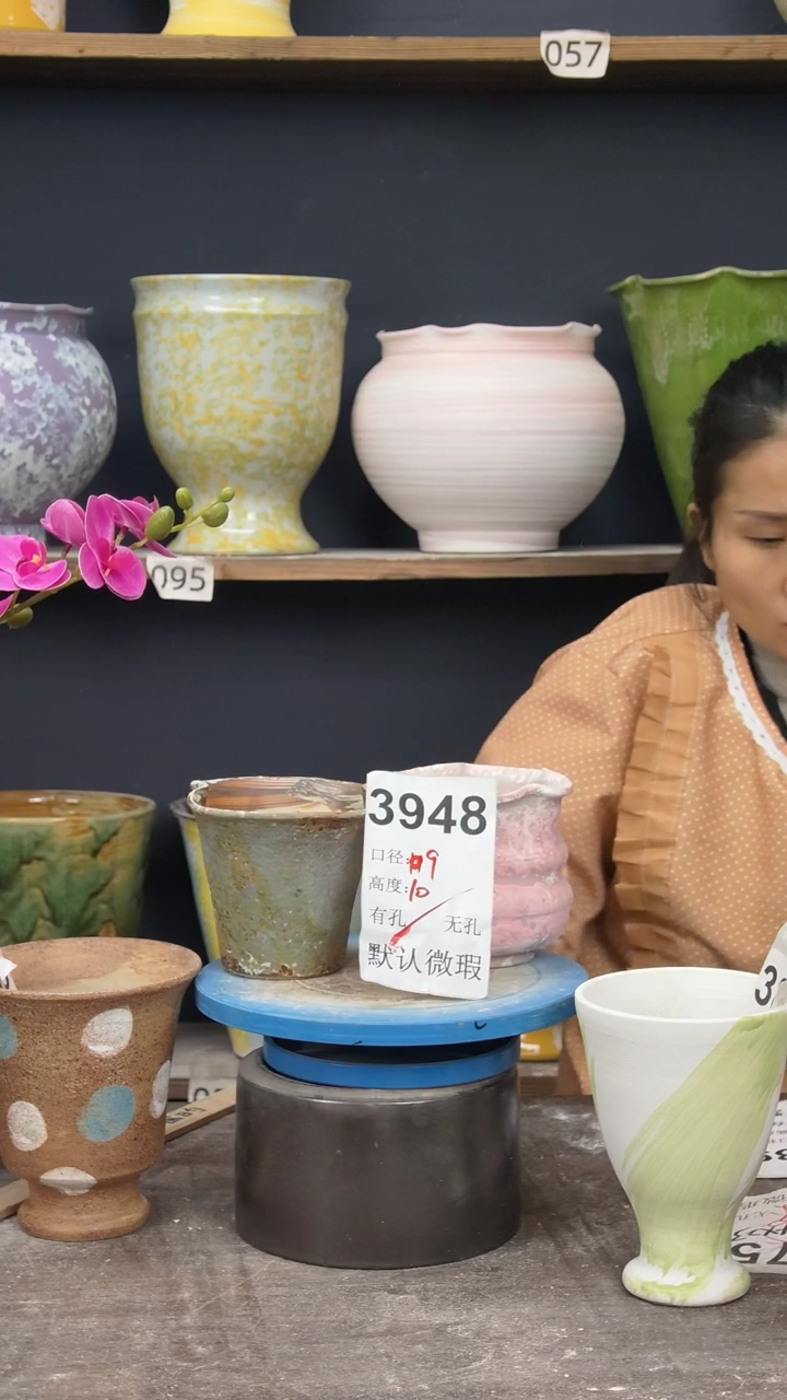 景德镇花盆默认微瑕【只能种 不能当套盆用】3948